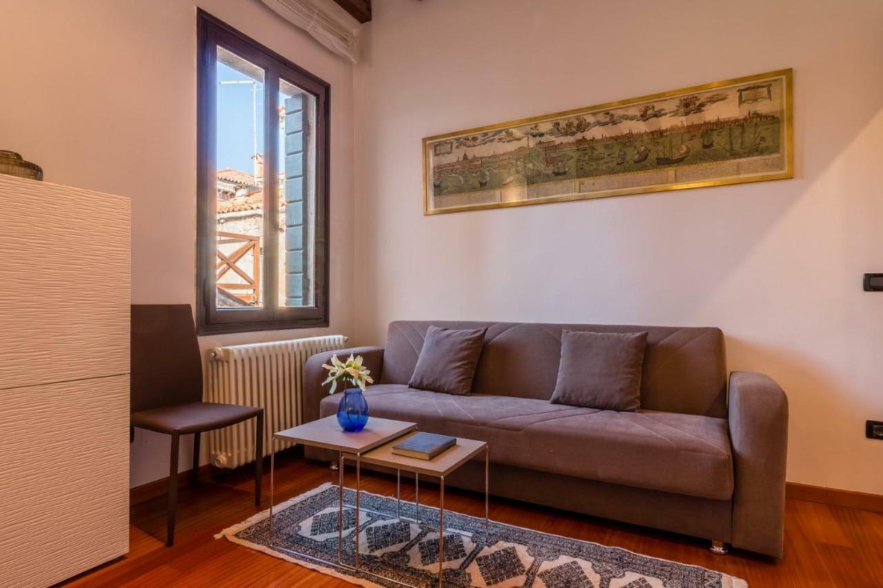 Apartment Arsenale 2352 Library By Biennale Exhibition *